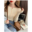 pulover-feminino-trico-com-botoes-decote-v-cardiga-modelagem-solta-cor-solida-para-outono-e-inverno-cor-04-bege